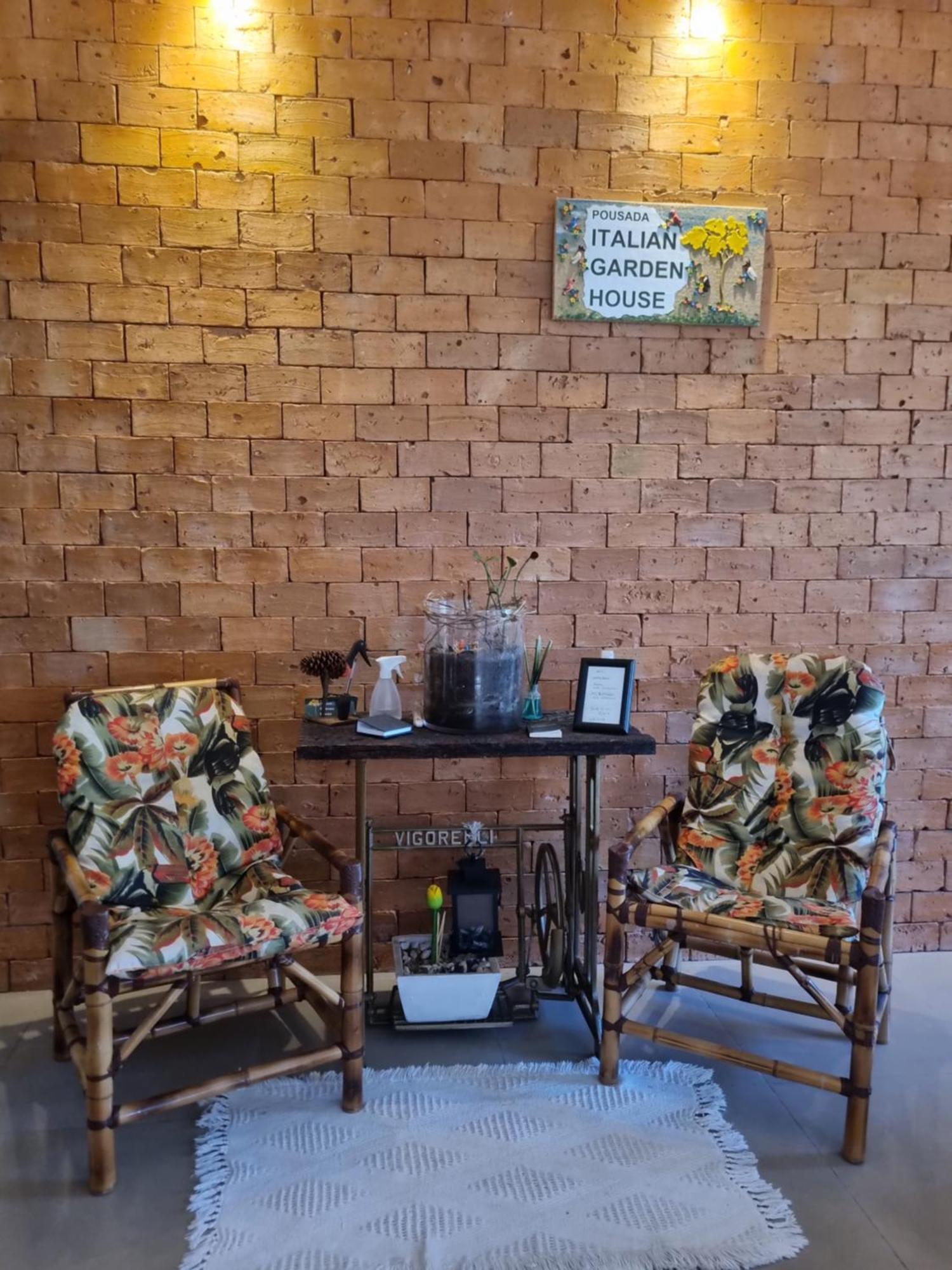 E Italian Garden House Homestay